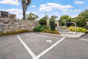 Photo 17- click for photo gallery